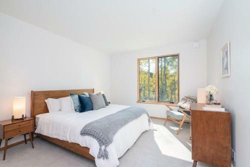 Mountain Modern At Cortina By Exceptional Stays