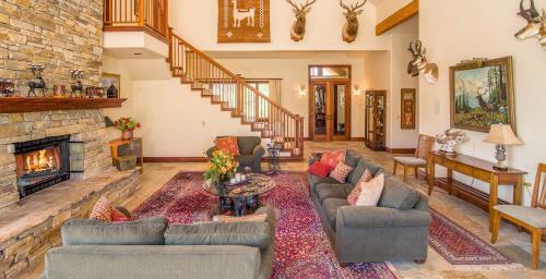 Lodge On The Point By Exceptional Stays