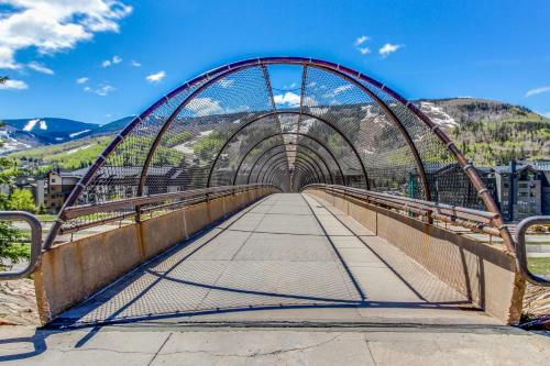 Sun Vail D