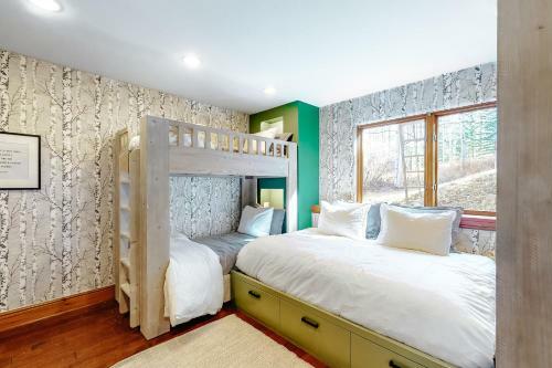 Lupine Drive Luxury