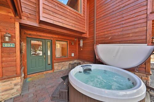 Slopeside 204 Kinney Townhouse