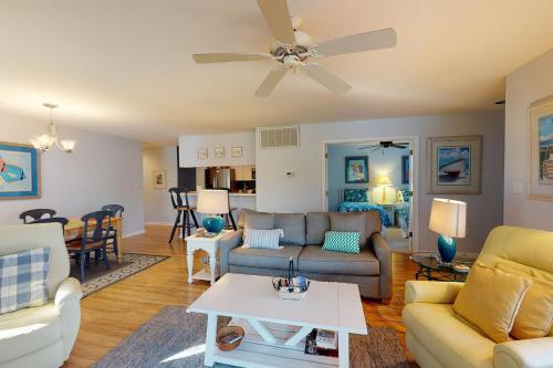 Sea Colony Pinewood