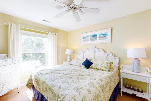 Sea Colony Tall Pines
