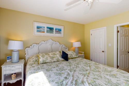 Sea Colony Tall Pines