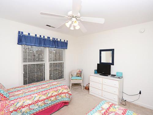 Sea Colony Pinewood III