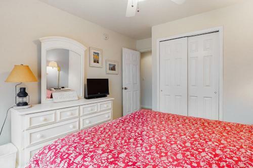 Sea Colony Whispering Pines