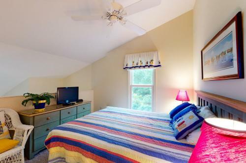 Sea Colony Whispering Pines II