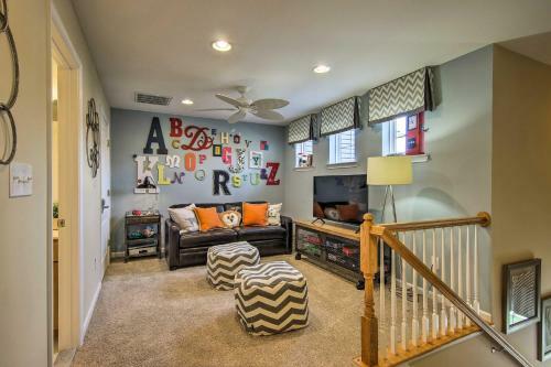 Townhome With Amenities 4 Miles From Bethany Beach!