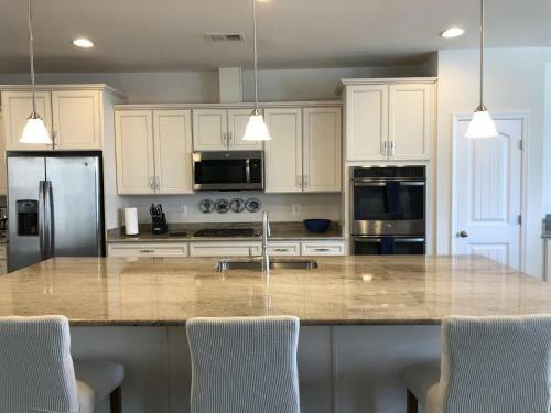 Ocean View Beach Club - 15 Bennett Point