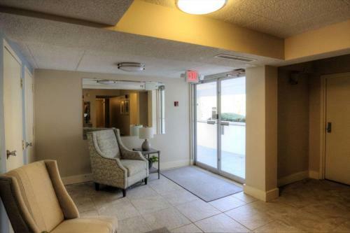 59 Maryland Ave #204