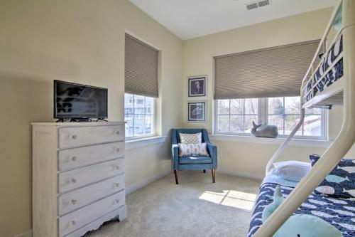 Pet-friendly Abode 2 Mi To Bethany Beach!