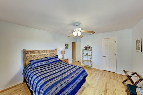 Alden Pine Getaway On Golf Course - Patio & Tennis Home