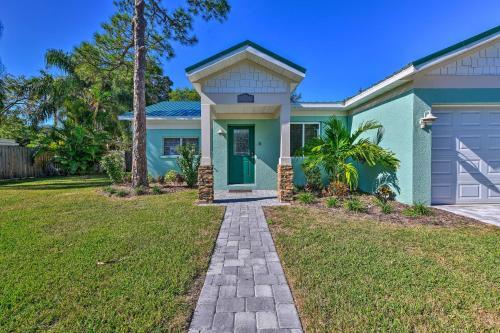 Pet-friendly Coastal Bradenton Retreat With Fire Pit
