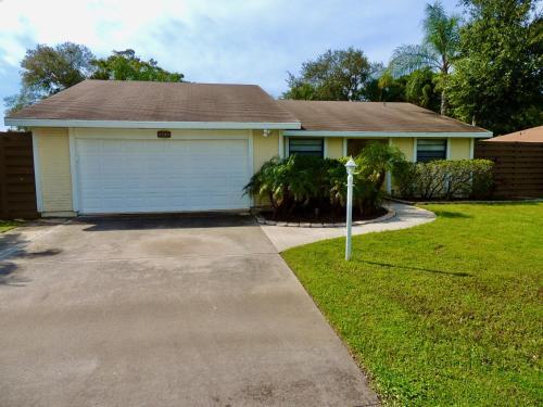Palma Sola Pool Home Bradenton