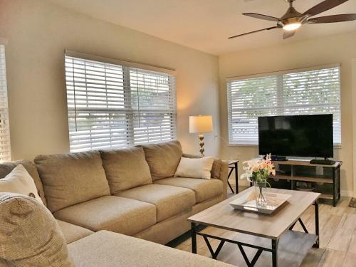 Beach Bungalow 2204 Unit A