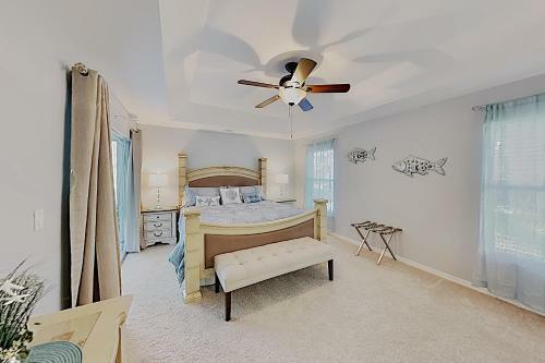 New Listing! Home On Canal: Gulf-access Dock, Pool Home