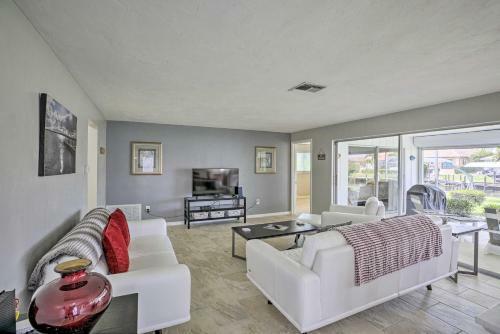 Bright Canalfront House With Boat Dock And Patio!