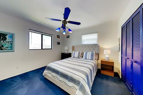 Apartamento Sunset - Waterfront Retreat - Heated Pool & Dock Duplex