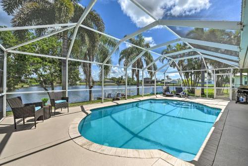 Canalfront Cape Coral Escape With Pool, Dock And Kayaks