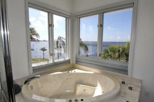 Villa Flamingo Island