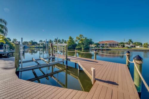 Flamingo Dream Vacation Villa
