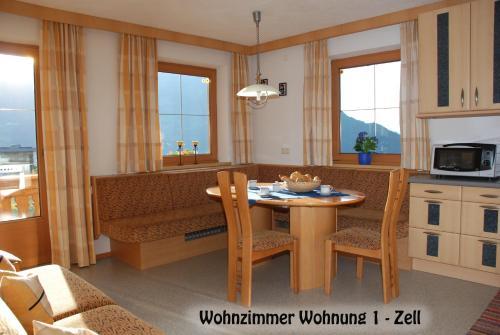Apartamento Ferienwohnung Ausblick Zillertal