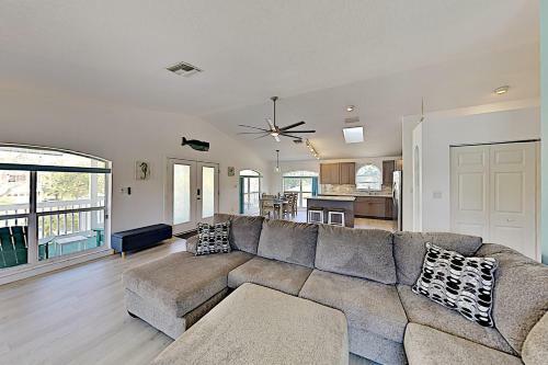 Coastal Getaway - Game Room - Stroll To Beach Home