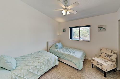 Coastal Getaway - Game Room - Stroll To Beach Home