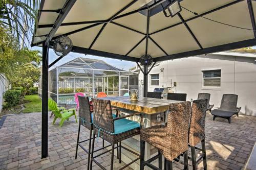Pet-friendly Home With Pool - Walk To Cocoa Beach!