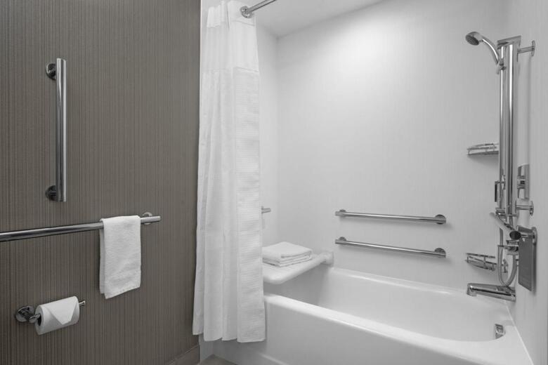 Hotel Courtyard By Marriott Clearwater Beach