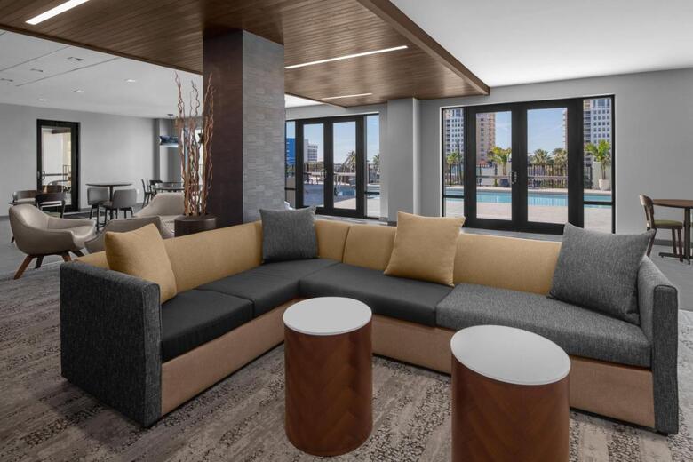 Hotel Courtyard By Marriott Clearwater Beach