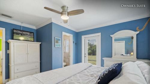 The Red Door Beach Cottage At Cocoa Beach