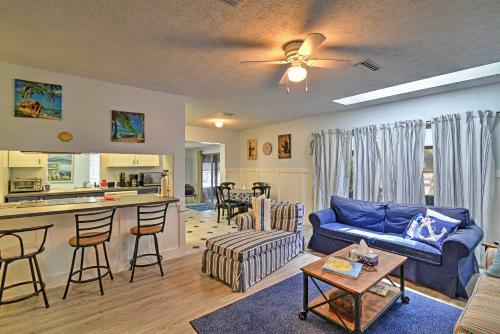 Waterfront Crystal River Hideaway With Private Dock!