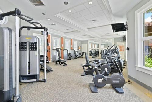 Spacious And Gorgeous Single Home With Game Room St5148