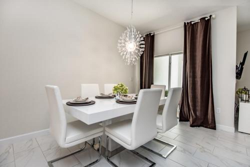 Moon Valley Townhome #230733 Townhouse