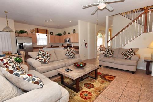 343 Gleneagles Drive Villa #221582 Villa
