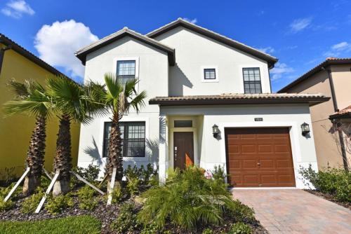 5488 Solterra Resort 5 Bedroom Villa