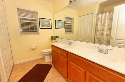 Beautiful Luau Pool Villa Next Disney World