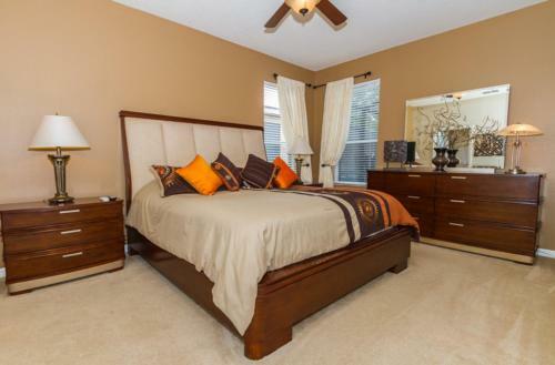 Private Family Pool Retreat Minutes From Disney