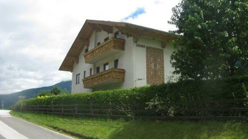 Hostal G�stehaus Zum Steirischen Kuss