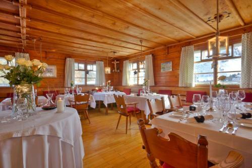 Adler Dam�ls Gasthof Hotel