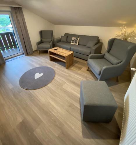 Hostal Tiroler Alpblick Appartements