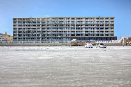 Pirates Cove Condo Unit #122