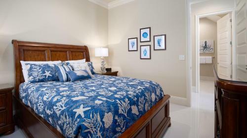 Villa Lago 1883 (S)(2g)- 4br 4ba - (10)