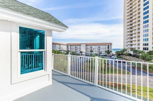 Sun Seeker By Real Joy Vacations