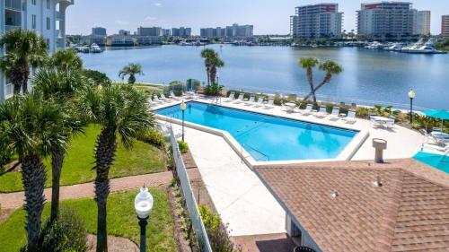 Apartamento Dolphin Point Condo 202a Condo
