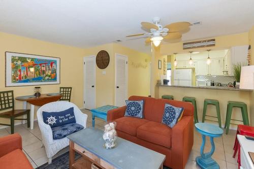 Sandprints Condos