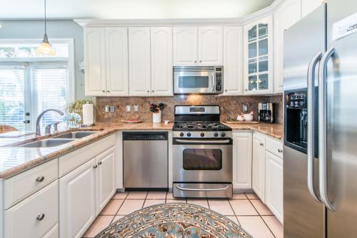 Copa Cabana Cottage By Realjoy Vacations