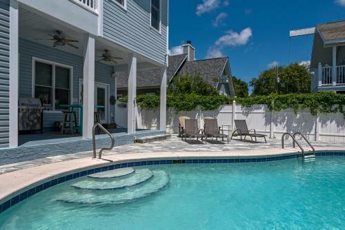 Captain Morgan's - Crystal Beach Subdivision