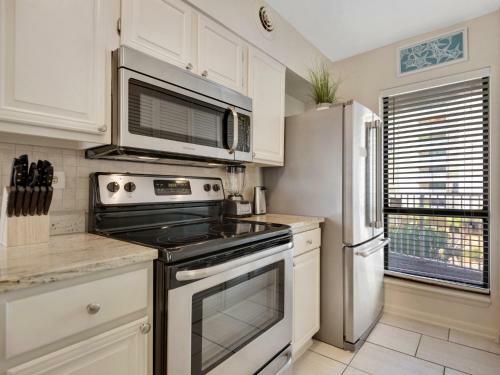 Mainsail Condominium 322